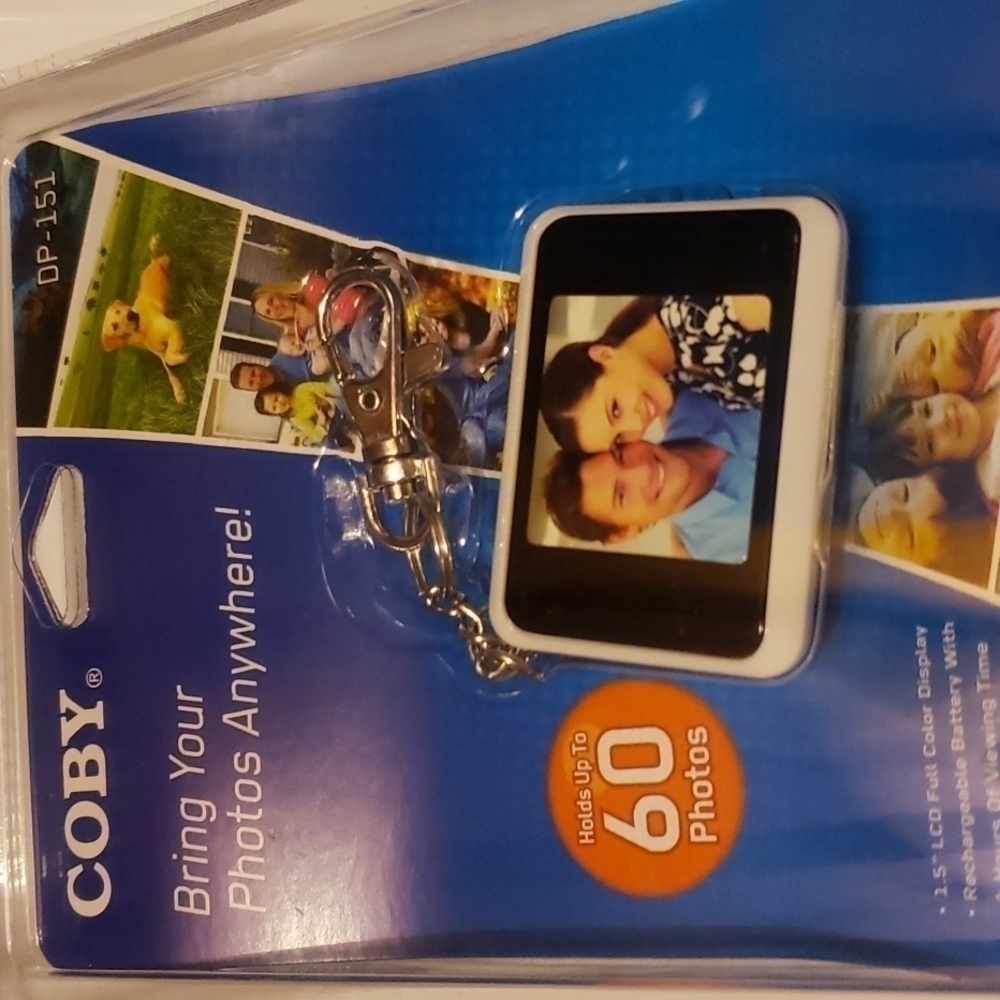 𝅺COBY  Digital photo Keychain new